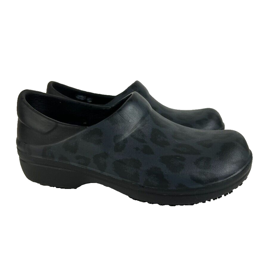 Crocs Clogs Mules Neria Pro II Women 6 Black Slip Resistant Leopard Print Nurse